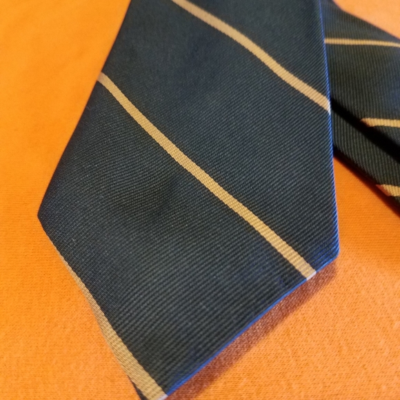 100% Silk Men's Tie - Picture 6 of 7